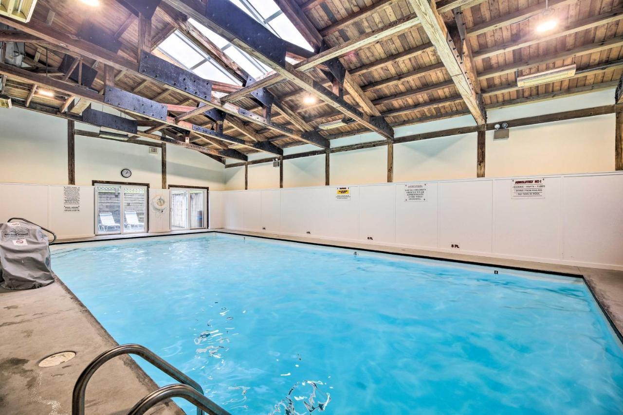 Mountain Condo With Views Near Hiking And Biking! Stowe Dış mekan fotoğraf